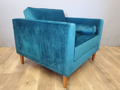 Delilah Chair in PEACOCK VELVET