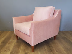 Sutton Chair in BLUSH VELVET