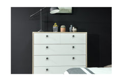 Barton Chest