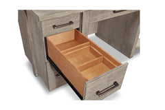 Niles Desk