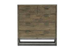Stratford Chest