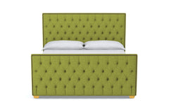 Huntley Tufted Upholstered Bed :: Leg Finish: Natural / Size: King