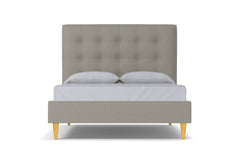Palmer Drive Upholstered Bed :: Leg Finish: Natural / Size: Queen