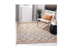 Yesenia Area Rug