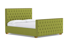 Huntley Tufted Upholstered Bed :: Leg Finish: Natural / Size: Queen Size